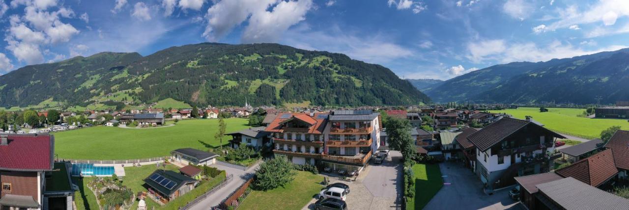 Hotel Garni Elisabeth Zell am Ziller Exterior photo