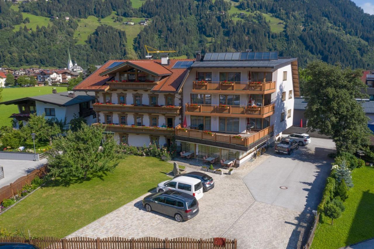 Hotel Garni Elisabeth Zell am Ziller Exterior photo