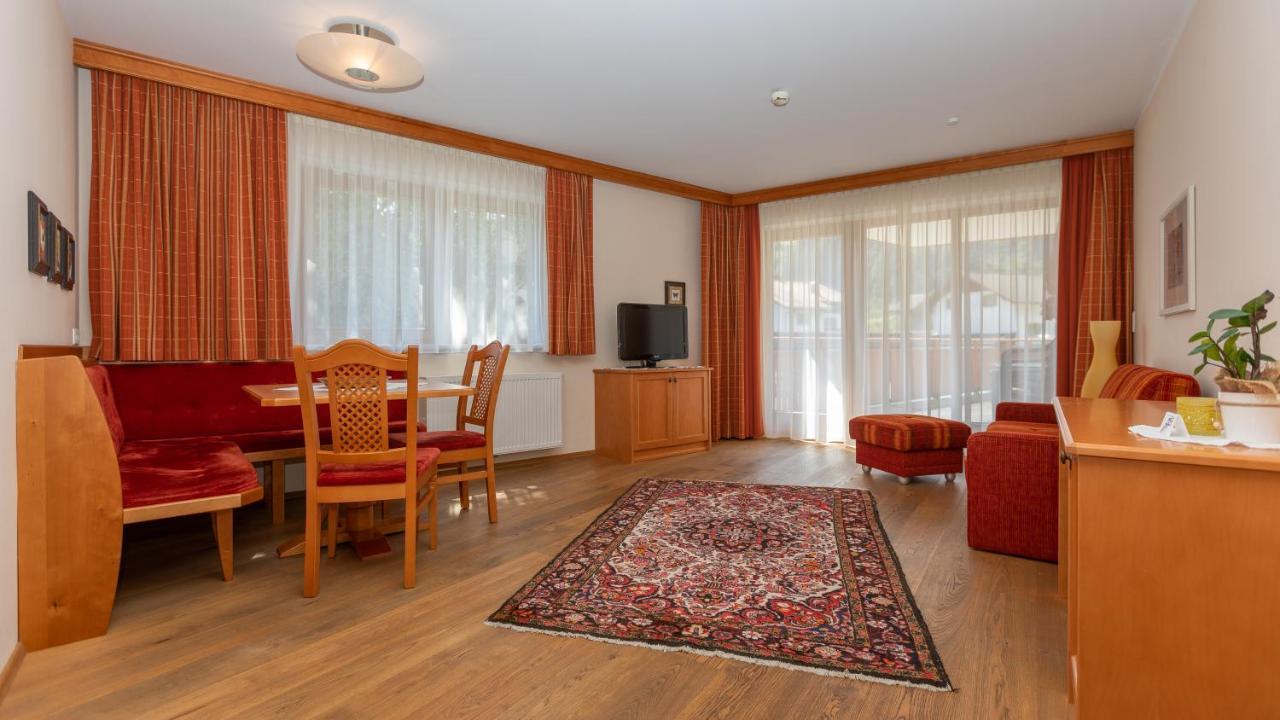 Hotel Garni Elisabeth Zell am Ziller Exterior photo